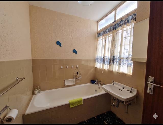 2 BEDROOM APARTMENT FOR SALE IN ARCON PARK